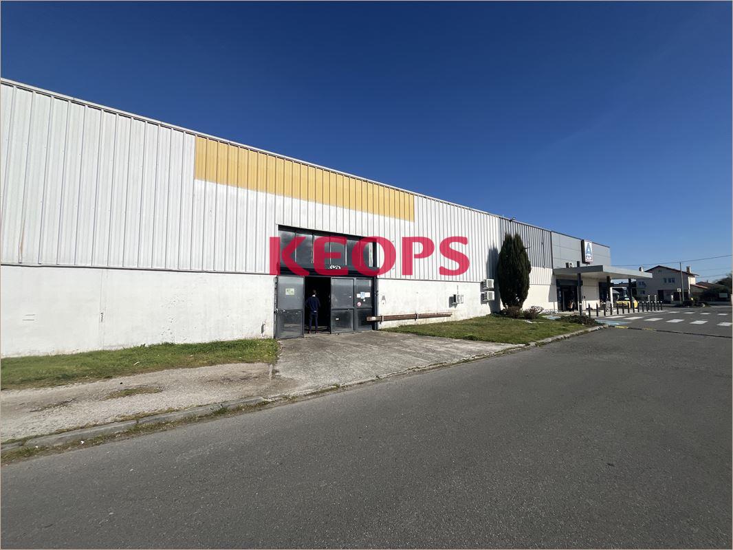 Locaux d'activitÃ© - 31140 LAUNAGUET