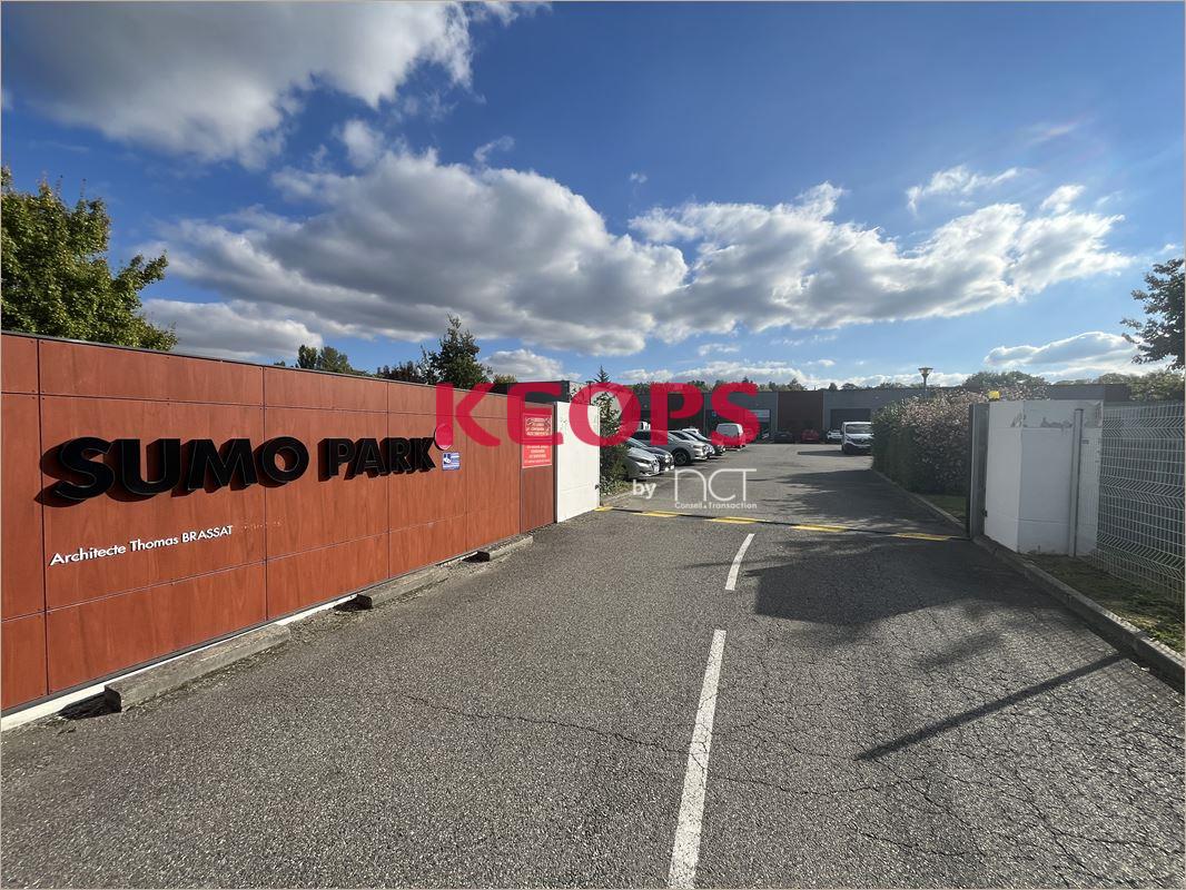 Locaux d'activitÃ© - 31850 MONTRABE